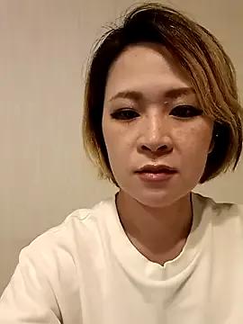 YUU-chan from StripChat