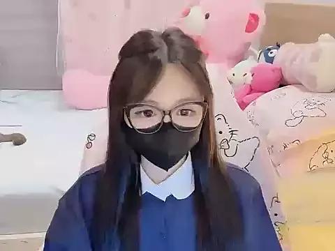 Yuyu-baobei from StripChat