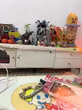YUYU_LIVE webcams show profile image 