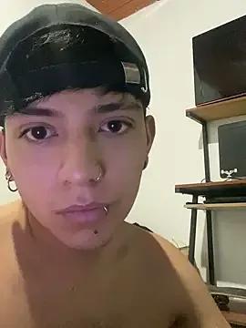 Zaam01 webcams show profile image 