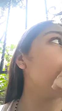 Zairabreze webcams show profile image 