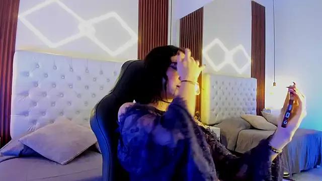 ZamabyCrucie from StripChat