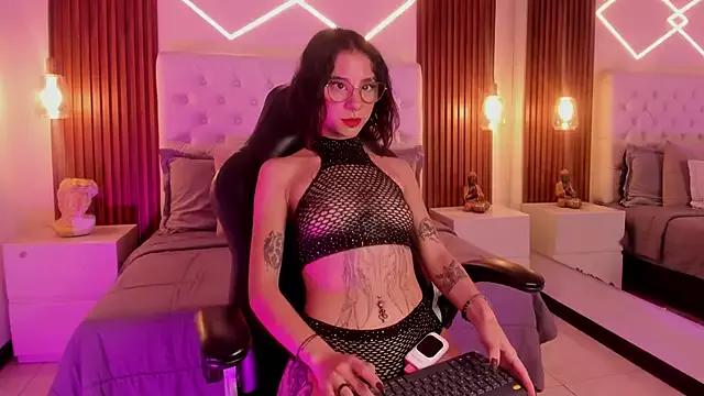 ZamabyCrucie from StripChat