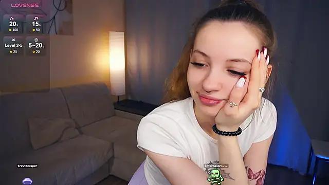 ZanaLayes from StripChat