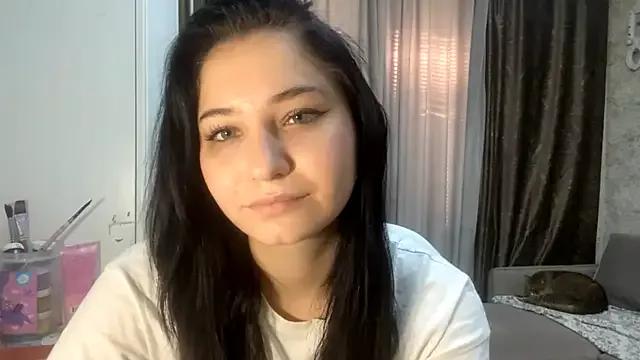 ZanaSweetPeach on StripChat