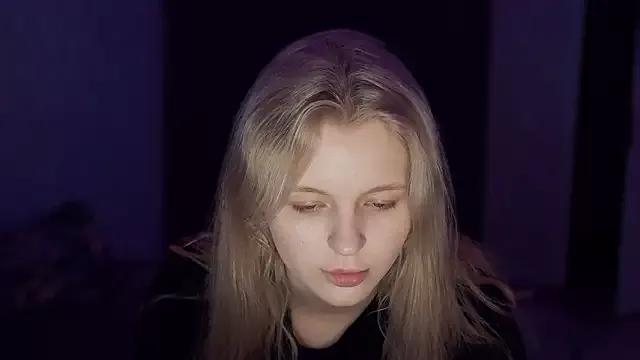 Zara__Doll from StripChat is Freechat