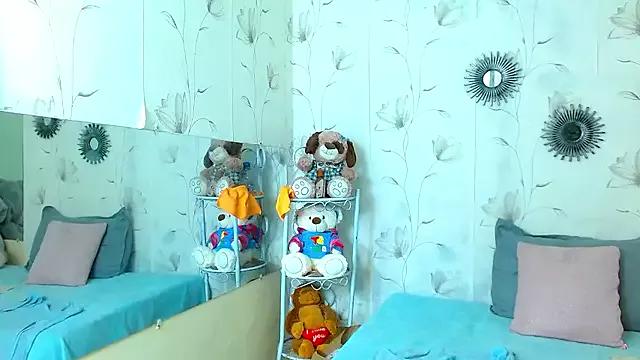 zara_cute from StripChat is Freechat