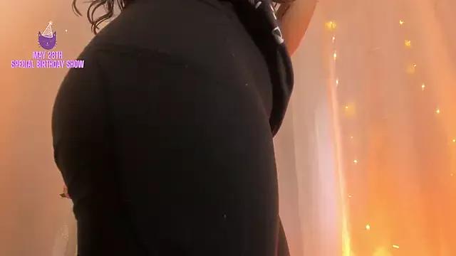 Zara_dulce from StripChat