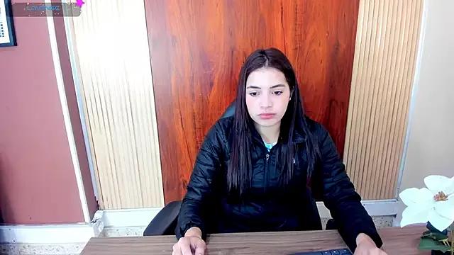 Zaraa_Andersson from StripChat is Freechat