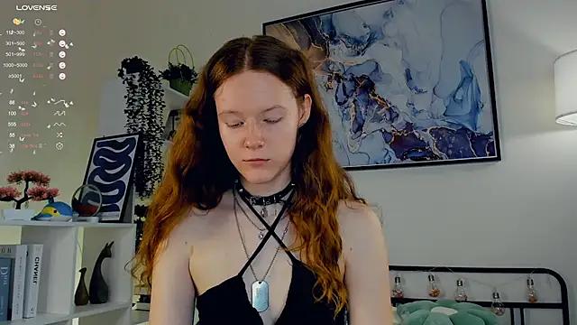 ZaraBluitt from StripChat