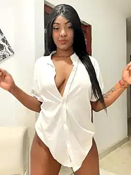 zaracollins01 from StripChat