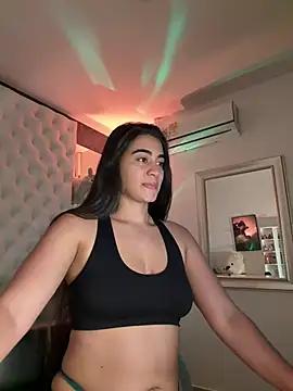 ZarahEvans from StripChat