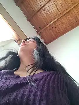 ZaraHoney from StripChat