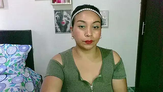 zaray_bella from StripChat