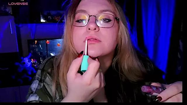 ZayaRush from StripChat