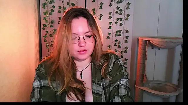 ZayaRush from StripChat