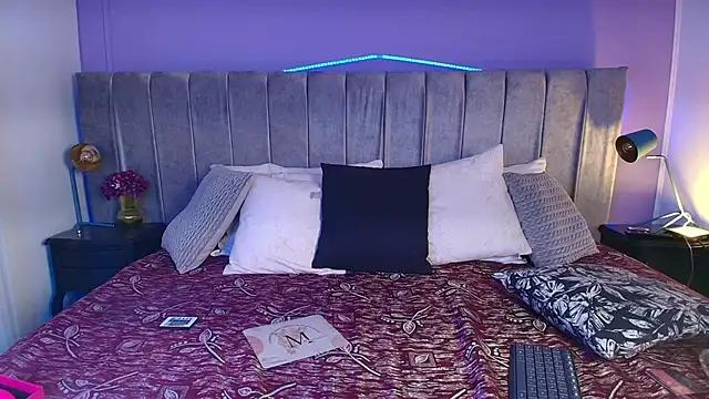 Zhally_Dee from StripChat is Freechat