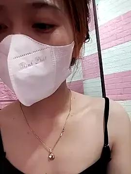 Zinzin9x from StripChat