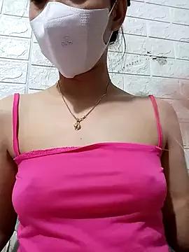 Zinzin9x from StripChat