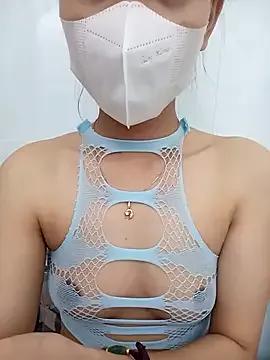 Zinzin9x from StripChat