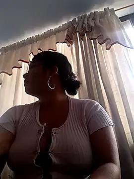 Zoe77Mar from StripChat is Freechat