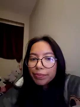 Zoe_emma from StripChat is Freechat