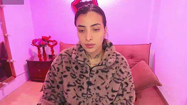 Zoe_Levine from StripChat is Freechat
