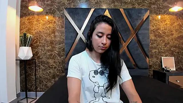 zoe_martins_ from StripChat is Freechat