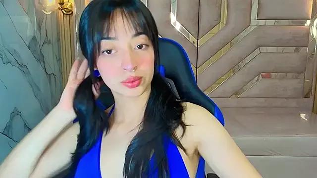zoe_r_ on StripChat