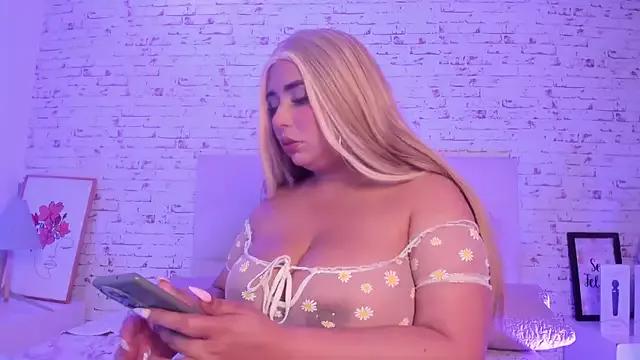 ZoeBenneti from StripChat is Freechat