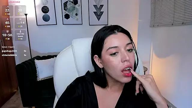 zoee_jackson from StripChat