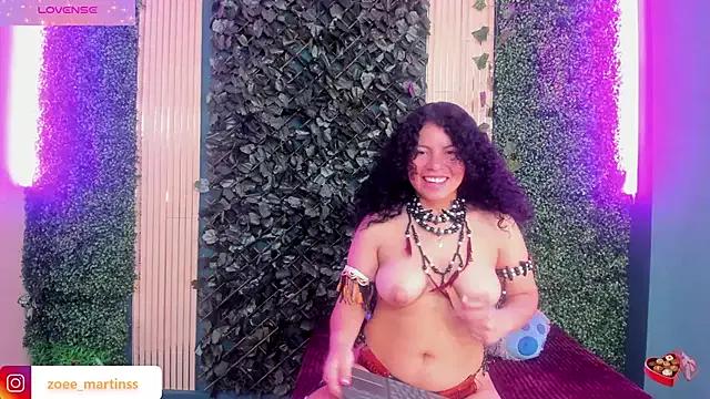 Zoee_Martins from StripChat