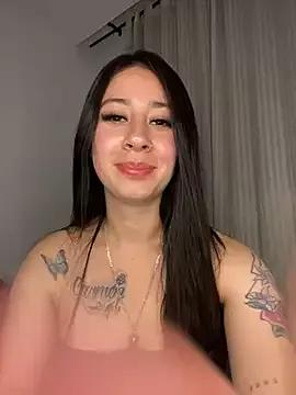 Zoee_t from StripChat