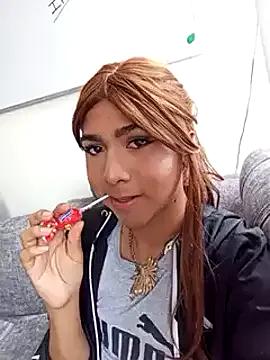 ZoeeMorettii from StripChat