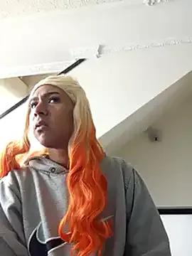 ZoeeMorettii from StripChat