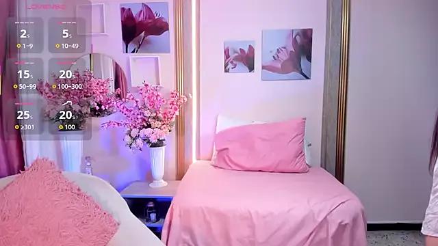 Zooe_willss from StripChat is Freechat