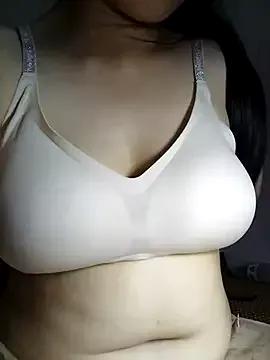 Zuuumon from StripChat