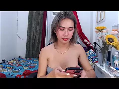zyzyhot03 from StripChat