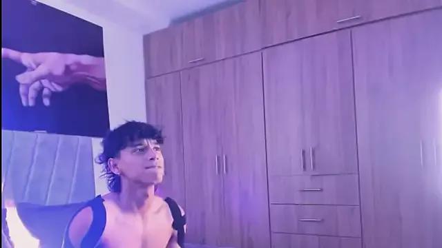ZYZZ1312 from StripChat