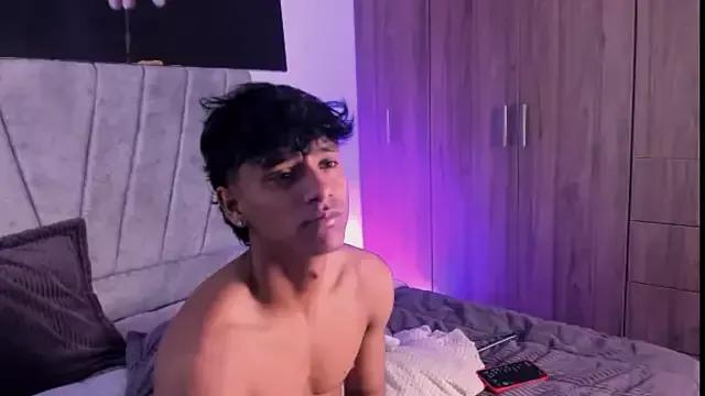 ZYZZ1312 from StripChat