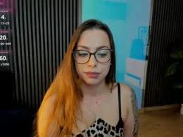 AlmaLuvv from xCams