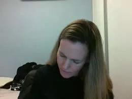 AnnyLe from xCams
