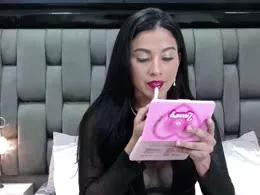 CocoMuller webcams show profile image 
