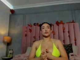 Emmi from xCams