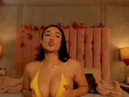Emmi from xCams