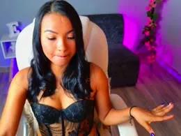 Estefy from xCams