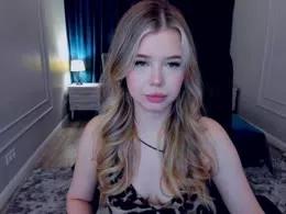 FollowLovee from xCams