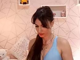 Irresistible from xCams