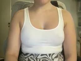 LittleLily28 from xCams