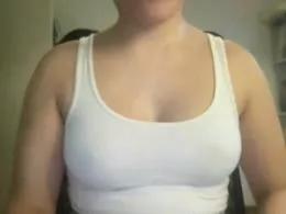 LittleLily28 from xCams